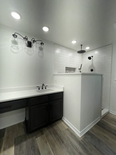 Home-Builders-Grapeland-TX-Bathroom-00012