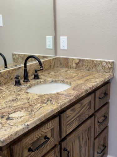 Home-Builders-Grapeland-TX-Bathroom-00019