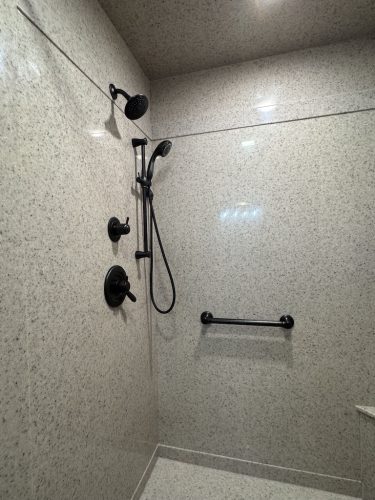 Home-Builders-Grapeland-TX-Bathroom-00023